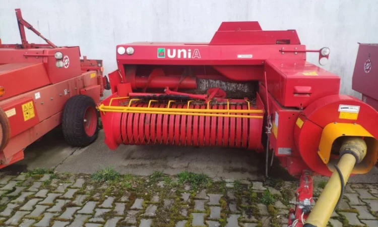 Прес підбирач тюкопрес тюковщик тюковальник Famarol - фото № 1