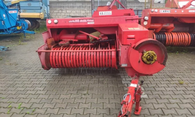 Прес підбирач тюкопрес тюковщик тюковальник Famarol - фото № 9