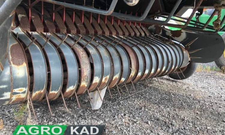 Пресс-подборщик рулонный CLAAS Rollant 44 (1) - фото № 10