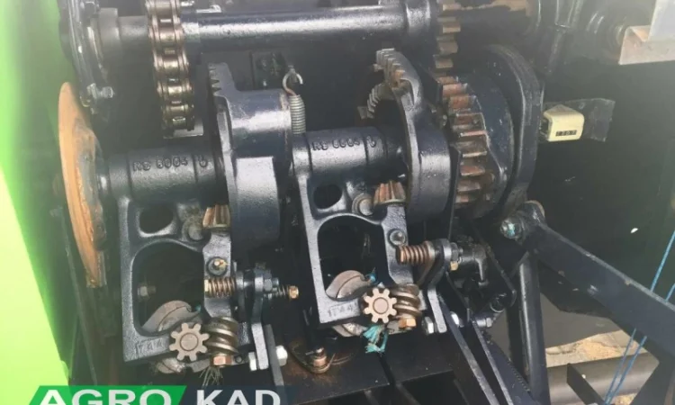 Пресс-подборщик тюковый DEUTZ-FAHR HD 380 - фото № 3