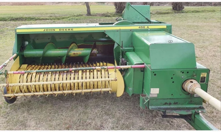Пресс подборщик тюковый John Deere 456A - фото № 2