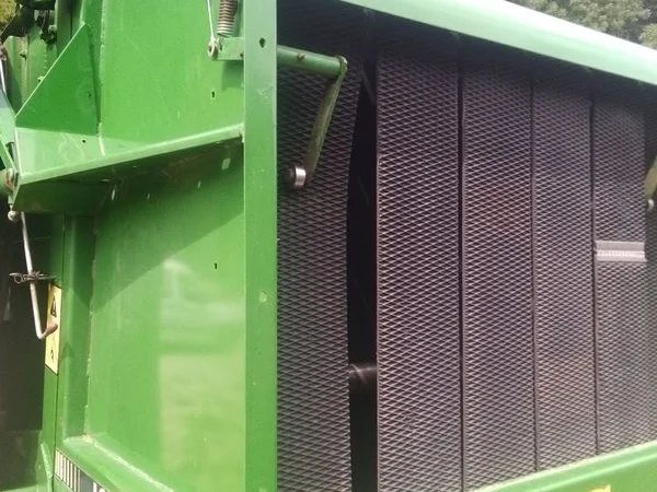 Прес підбирач рулонний John Deere 545 - фото № 3