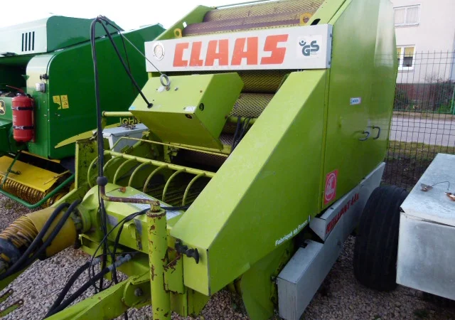 Пресс подборщик рулонный Claas Rollant 44 - фото № 1