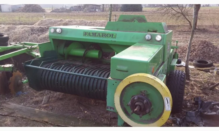 Пресс подборщик тюковый FAMAROL Z-411 - фото № 1