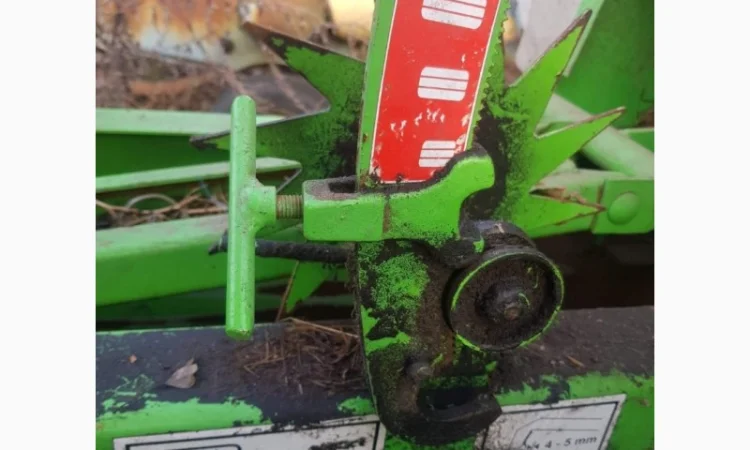 Пресс подборщик тюковый FAMAROL Z-411 - фото № 3