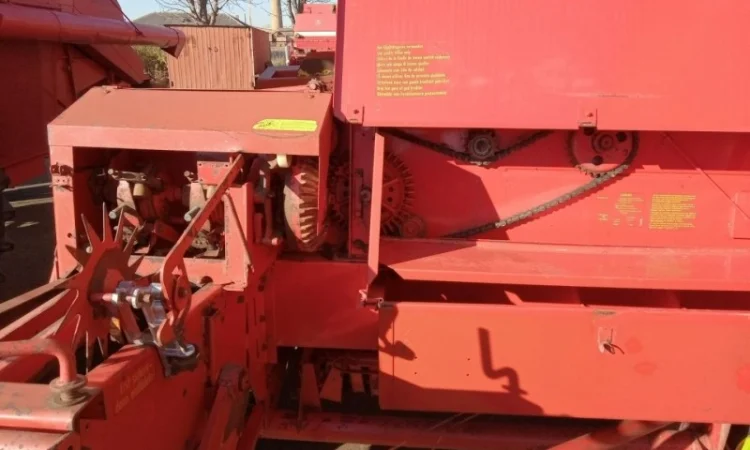 Прес підборщик Welger AP41 - фото № 12