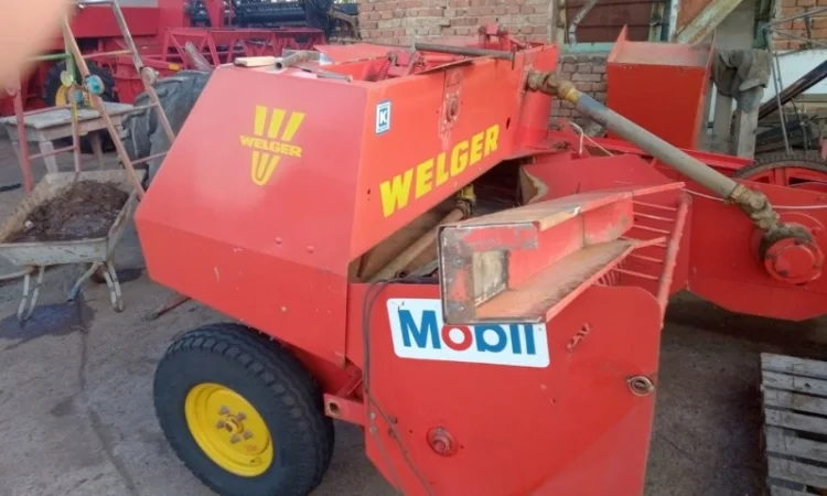 Прес підборщик Welger AP41 - фото № 5