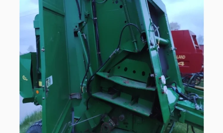 Пресс подборщик рулонный John Deere 592 - фото № 3