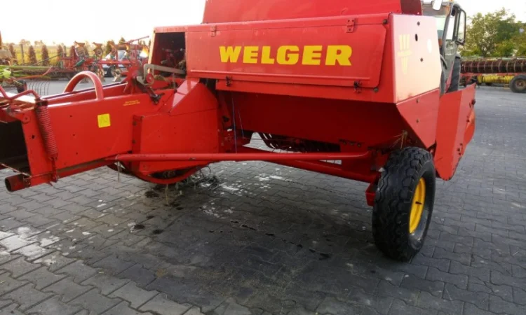 Прес підбирач WELGER AP 52 - фото № 2