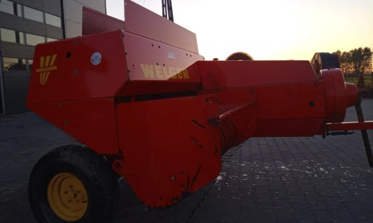 Прес підбирач WELGER AP 52 - фото № 4