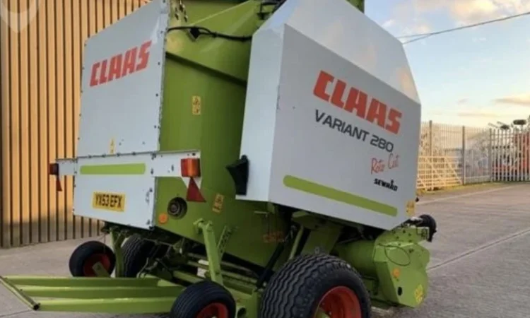 Рулонный пресс подборщик Claas Variant 280 - фото № 4