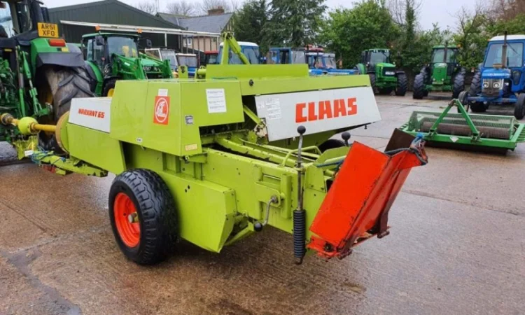 Прес підбирач Claas Markant 65 - фото № 12