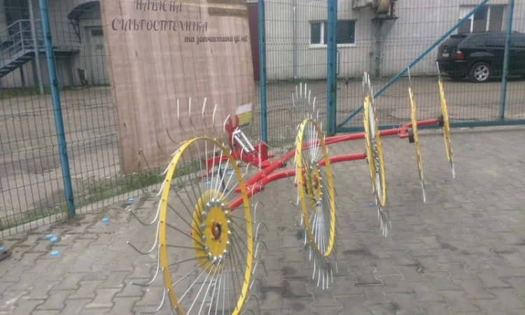 Граблі ворошилки ворушилки грабарка грабалка гребка сонечко Польща - фото № 1