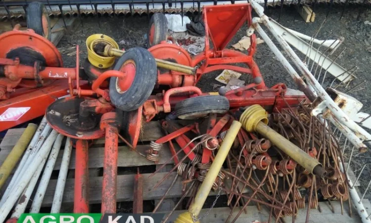 Грабли-ворошилки роторные KUHN GF 4201 MH - фото № 10