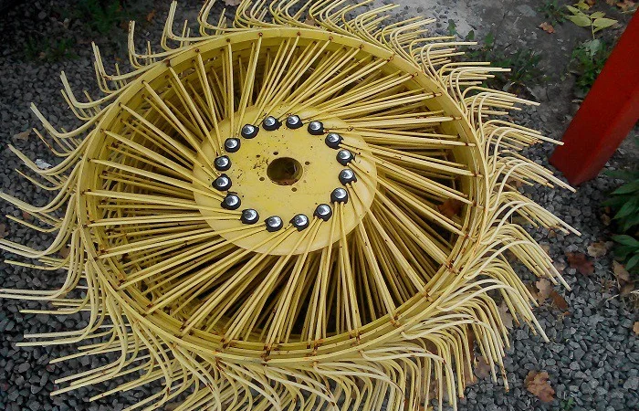 Грабли-ворушилка "Солнышко" на 4 колеса PZ-204 - фото № 3