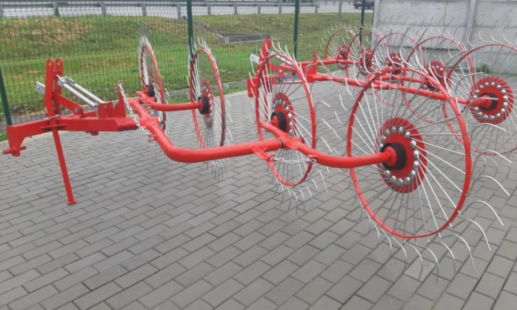 Сіно ворушилка «Сонечко» 4-х колісна (Польща) - фото № 4