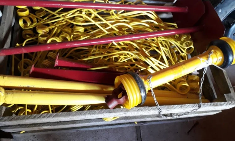 Грабли ворошилки роторные ГВР-6 - фото № 3