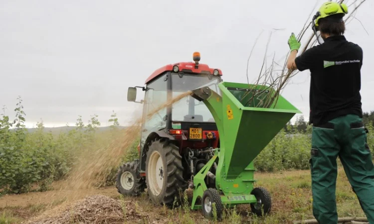 Измельчители деревоотходов (щепорезы) LS(Чехия) - фото № 1