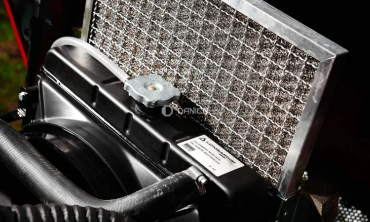 Щепорез Измельчитель древесины Linddana TP 175 - фото № 6