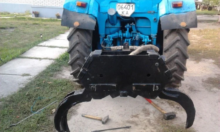 Захват для леса, бревен, вилы тракторные - фото № 1