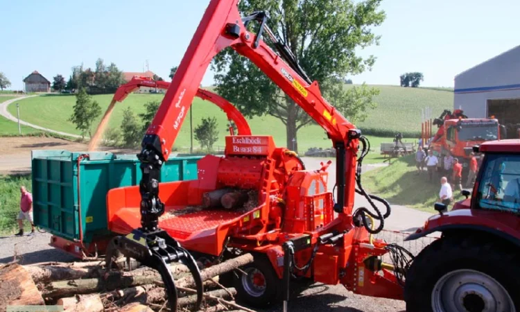 Подрібнювач деревини Biber 80 з маніпулятором. Високопродуктивний щепоріз - фото № 2