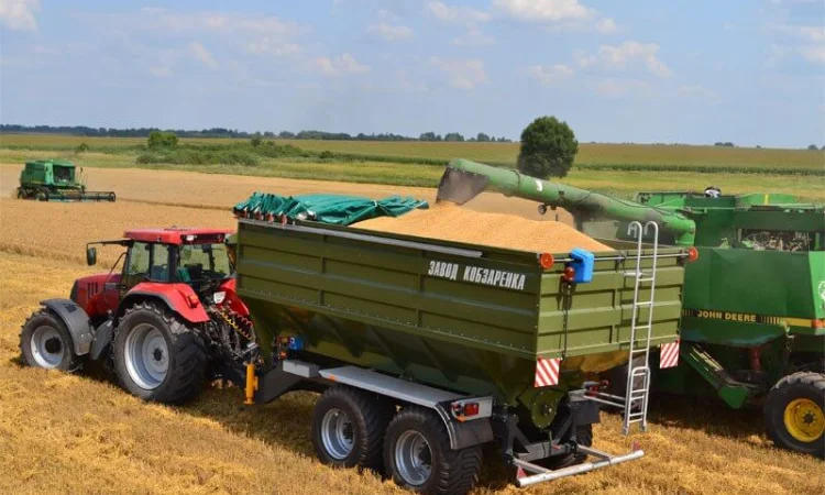 Перегрузчик ПБН (9-50 м3) для трактора. Перевантажувальний бункер накопичувач Кобзаренк - фото № 4
