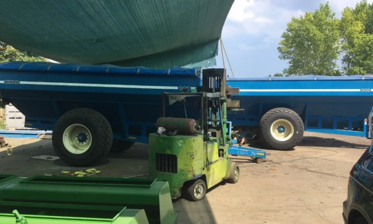 Бункер накопитель Кинзе Kinze 840 850 бу из США - фото № 4