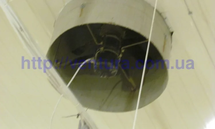 Вытяжная вентиляционная шахта для содержания животных - фото № 3