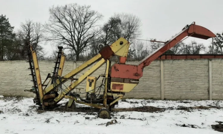 Зернометатель ЗМ-60 в рабочем - фото № 1