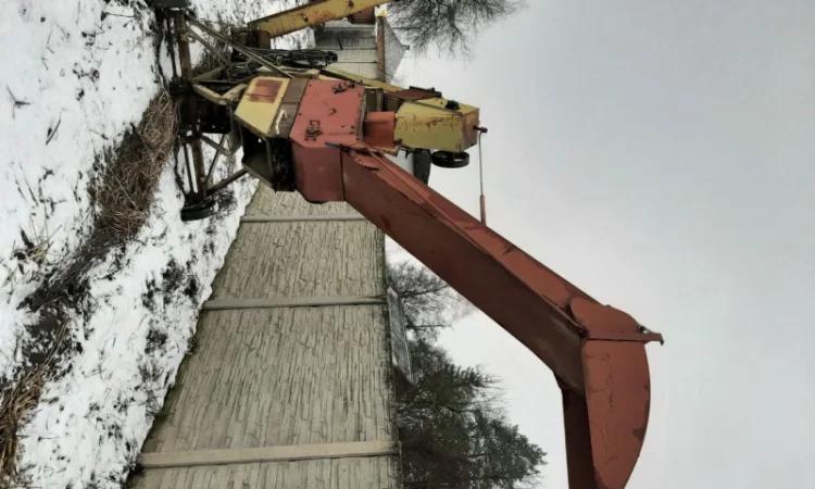 Зернометатель ЗМ-60 в рабочем - фото № 2