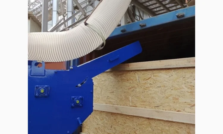 Завантажувач зерна у вагони та контейнери ЗЗ-120 - фото № 4