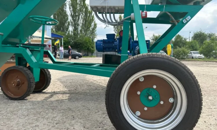 Зернометач самопересувний ЗМ-150У, зернометатель, зерномет - фото № 3