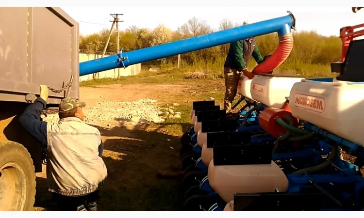 Загрузчик сеялок ЗС-30М-01 (ЗИЛ) - фото № 2