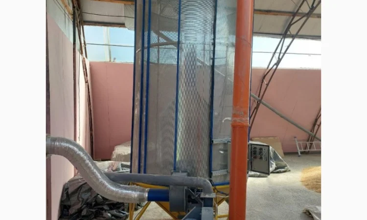 Зерносушарка з твердопаливним котлом і пневмотранспортером - фото № 1