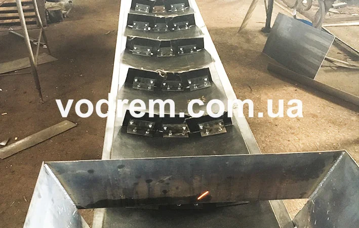 Скребковый цепной транспортер - фото № 9