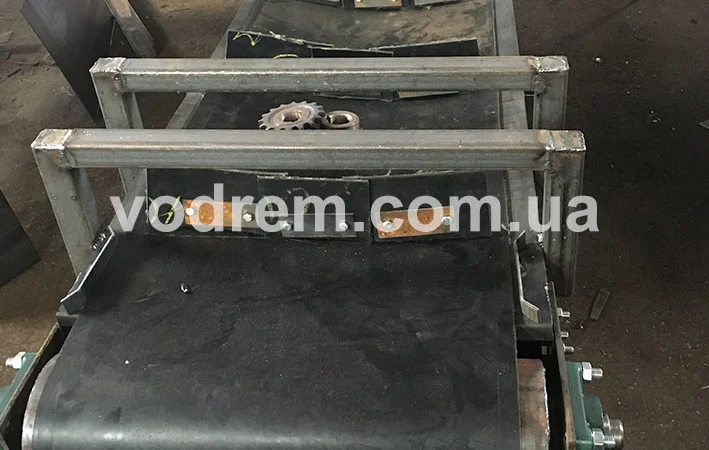 Скребковый цепной транспортер - фото № 11