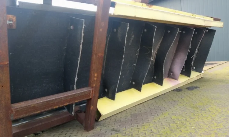 Скребковый цепной транспортер - фото № 13