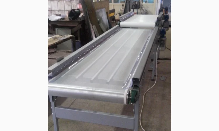 Інспеційний стіл для сортування ягід. Конвеєр - фото № 1