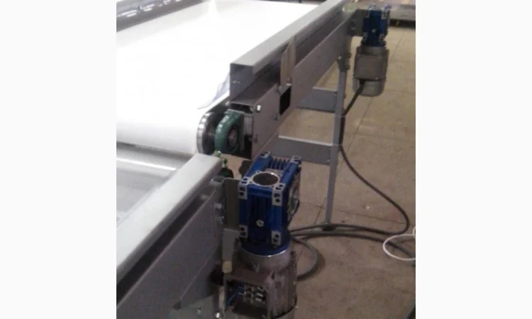 Інспеційний стіл для сортування ягід. Конвеєр - фото № 4