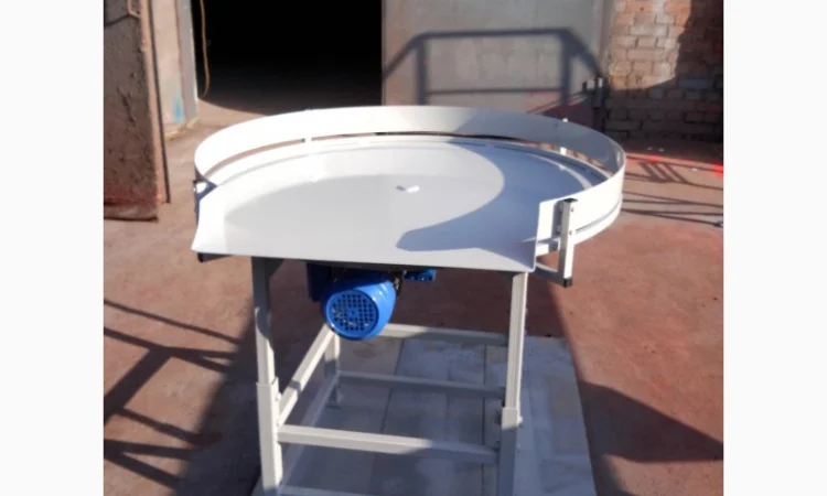 Конвеєр і стіл нопичення. Поворотний сті - фото № 1