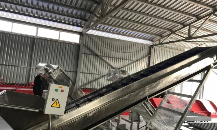 Ленточный транспортер подающий в камеру шоковой заморозки - фото № 5