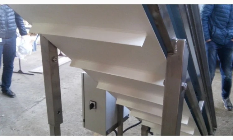 Ленточный конвейер мобильный для мяса - фото № 2