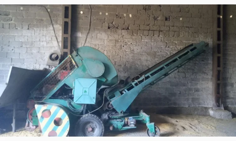 Предприятие продаёт Погрузчик ковшовый шнековый Р6-КШП-6 - фото № 1