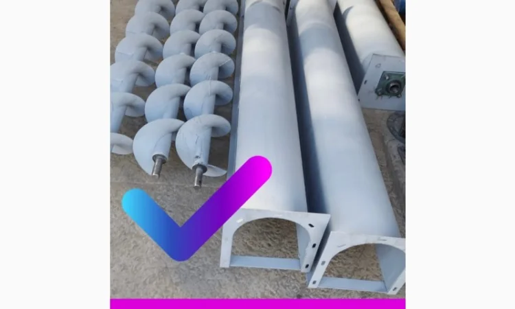 Горизонтальный шнековый транспортер, винтовой шнек - фото № 1