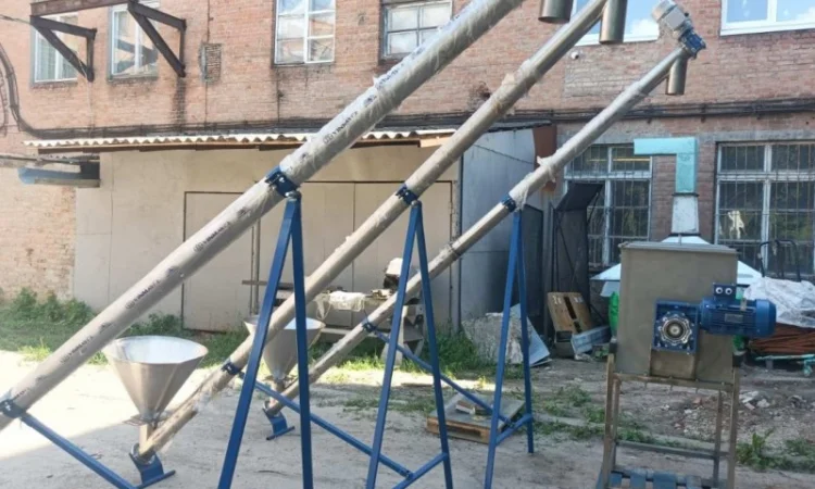 Шнекові транспортери для ягід з нержавіючої сталі від виробника - фото № 1