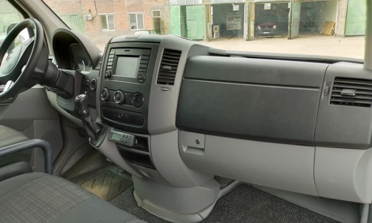 Mercedes benz 313 рефрижератор 2016 - фото № 12