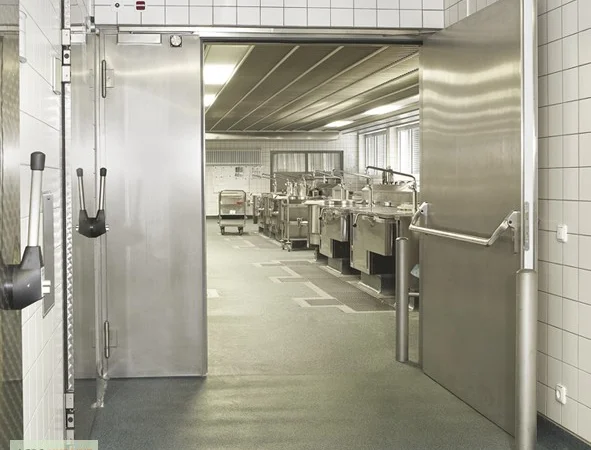 Двери холодильные. Двери морозильные. - фото № 1