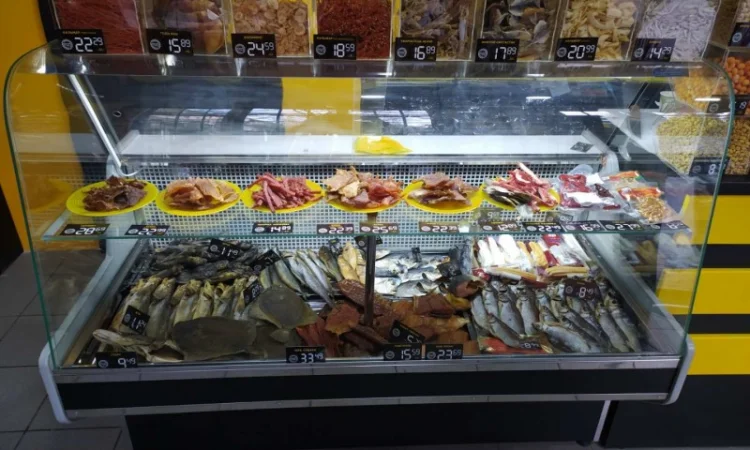 Кондитерская холодильная витрина-горка Winter Kondi - фото № 2