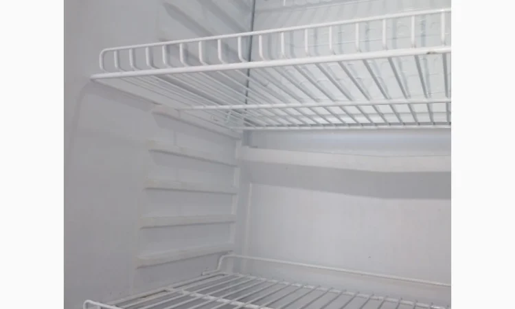 Продам холодильну вітрину - фото № 3