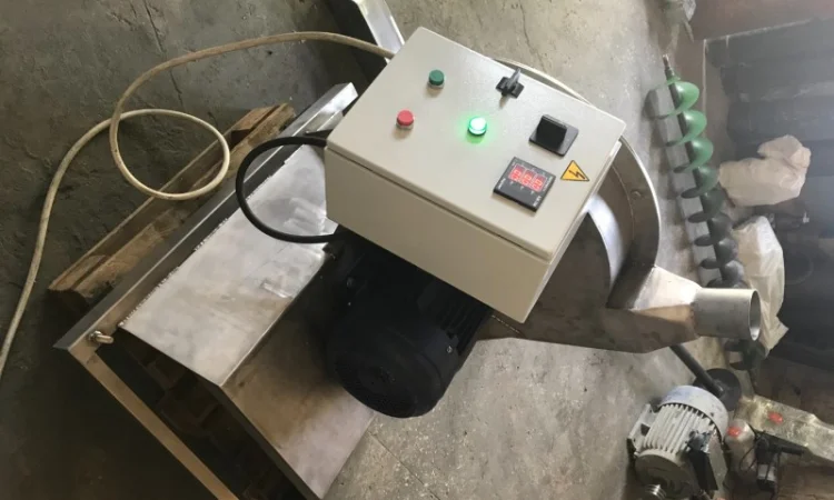 Измельчитель пищевой промышленный 30кВт 4000 кг.час. Пневматический - фото № 2